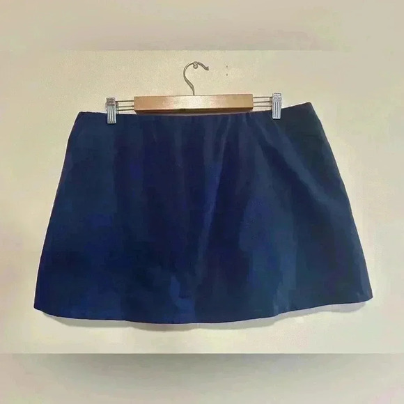 Lilly Pulitzer Madison Skort Navy Gold Button Detail Women's XL - Picture 3 of 8
